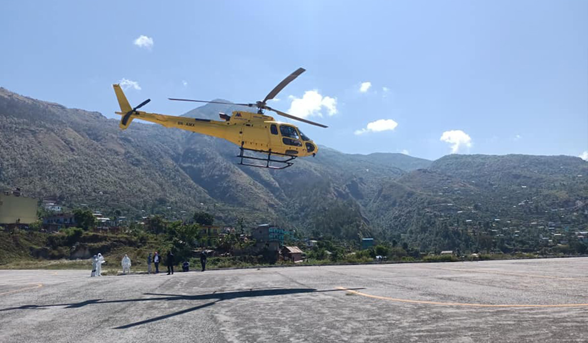 अर्का कोरोना संक्रमितलाई हेलिकोप्टर चार्टर गरेर काठमाडौं लगियो 