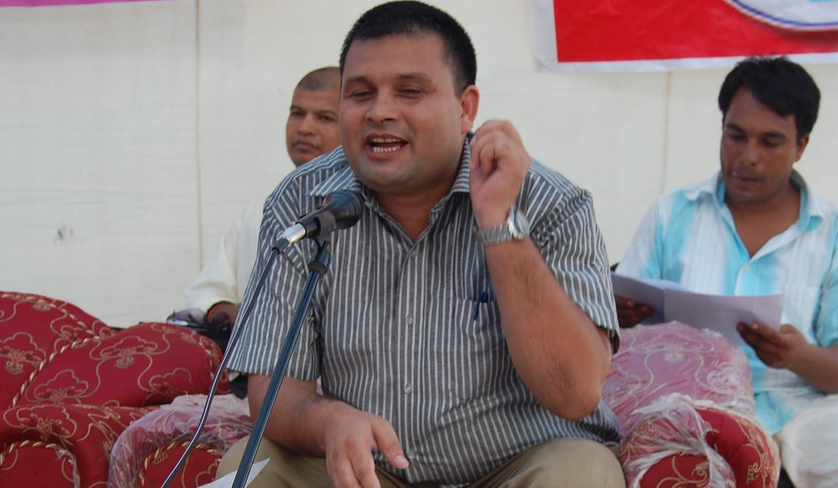 सासंद ओलीद्धारा एक महिनाको पारिश्रमिक कोरोना नियन्त्रणका लागि सहयोग 