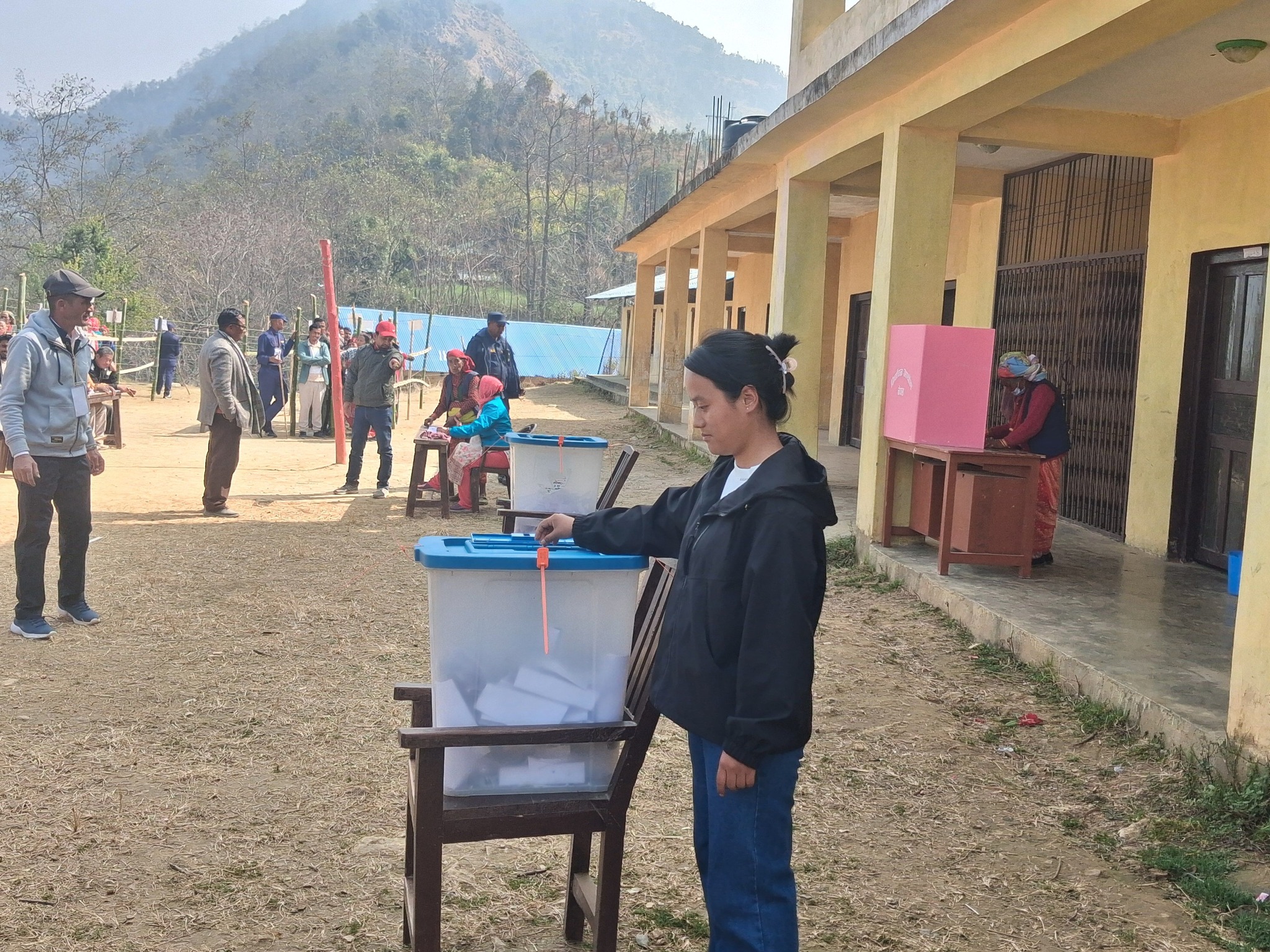 रुकुम पश्चिममा १२ बजेसम्म झन्डै ३७ हजार मत खस्यो 