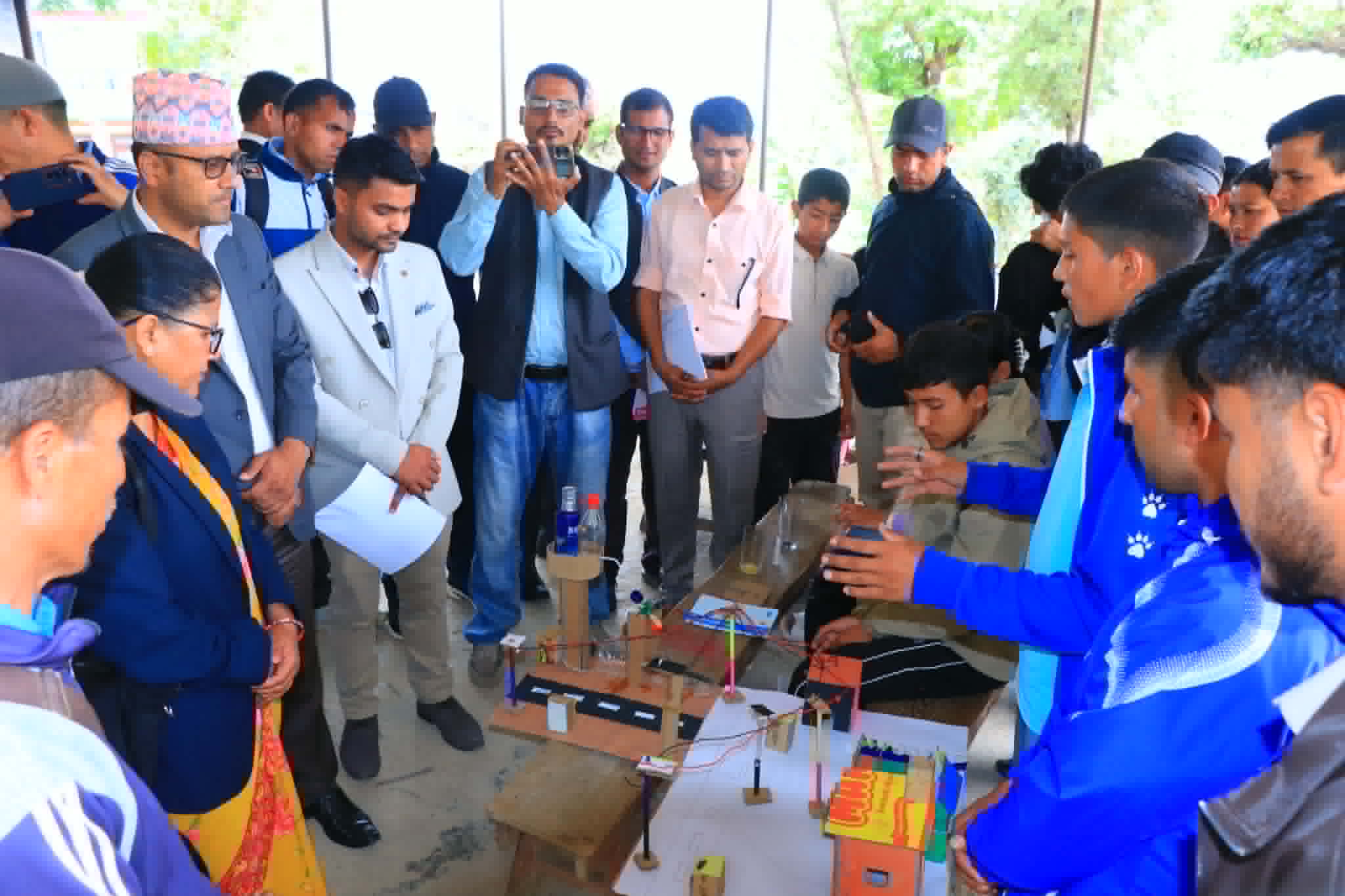रुकुम पश्चिममा जिल्ला स्तरीय विज्ञान प्रदर्शनी तथा चित्रकला प्रतियोगिता सम्पन्न  